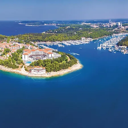 2 Bedroom Amazing In Apartman *