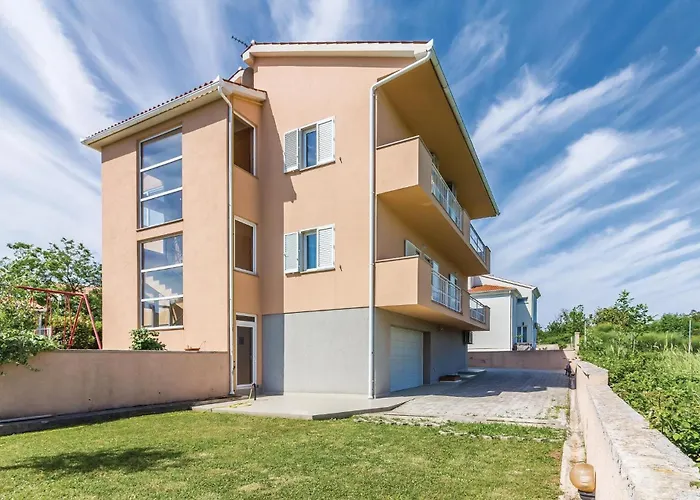 2 Bedroom Amazing In Apartman *